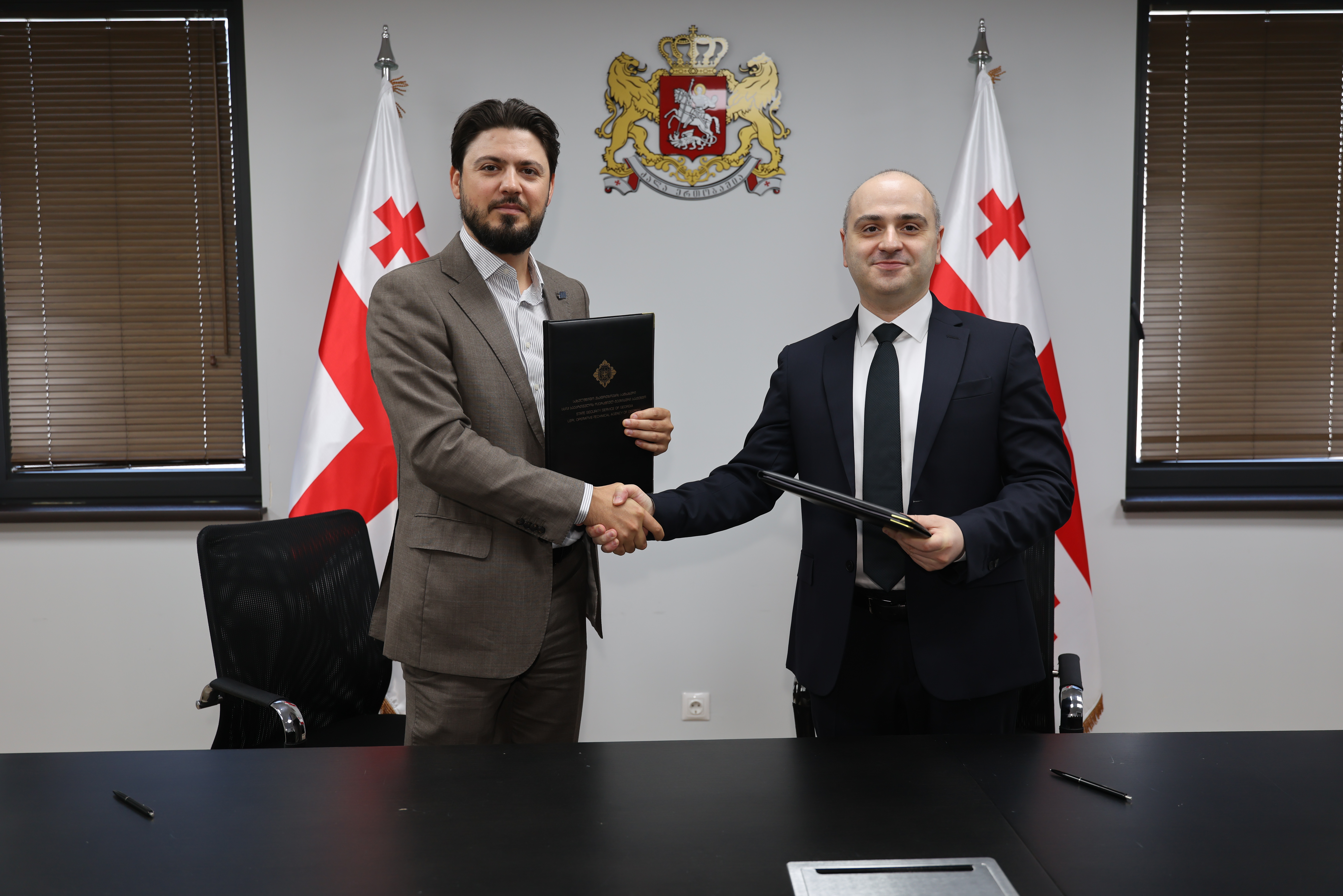 Signature of the Memorandum of Understanding with SANS Institute — 3